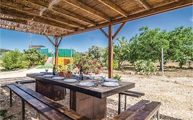 Six-Bedroom Holiday Home In Villanueva Del Rosario